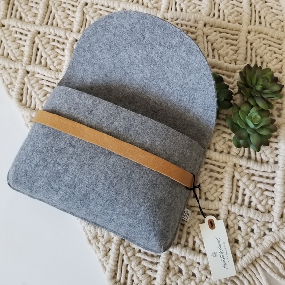 Felt and Leather Clutch Hearth and Hand Magnolia - Picture 7 of 8